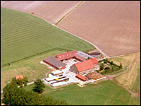 Luftbild eines Hofes