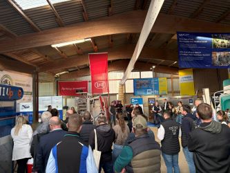 Beim 3. Barn Robot Event wurde dieses Jahr das automatische Melken thematisiert. In verschiedenen Sessions ging es um Umbaulösungen, Neubaukonzepte und Melken in großen Herden mit dem Melkroboter.