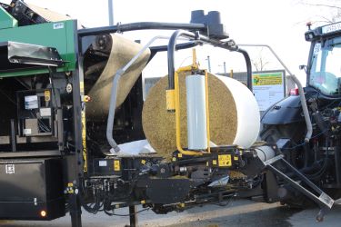 Das Geländer Der MVT wurde in den Betriebsteil Dornheide ausgeweitet, hier wurden kive Maissiloballen produziert