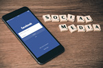 Facebook and social media. Foto: Firmbee, pixabay.com