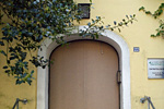Tür des Lührmannstiftes in Essen