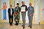 Umweltpreis der Bienenkunde verliehen