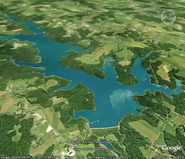 Große Dhünn-Talsperre mit Sülzüberleitung (Quelle: Google Earth)