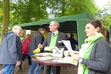 01. Infostand