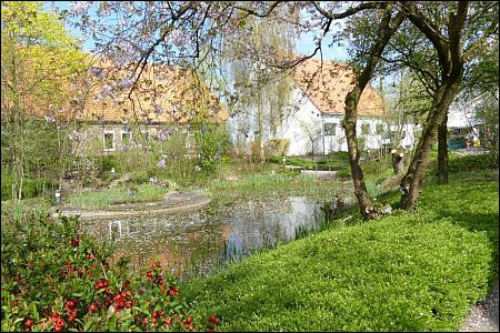 Haus Riswick im Frühling